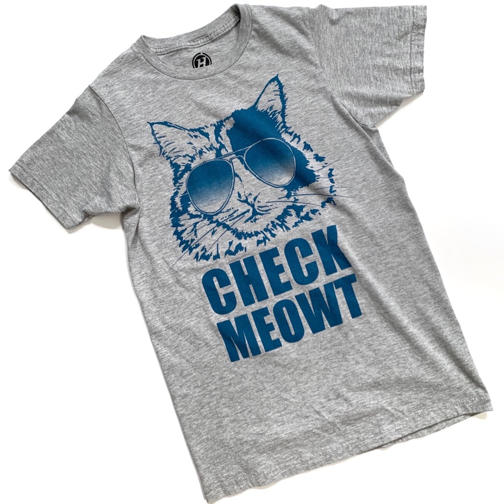 Check Meowt Gray Cat Graphic Tee Size Small